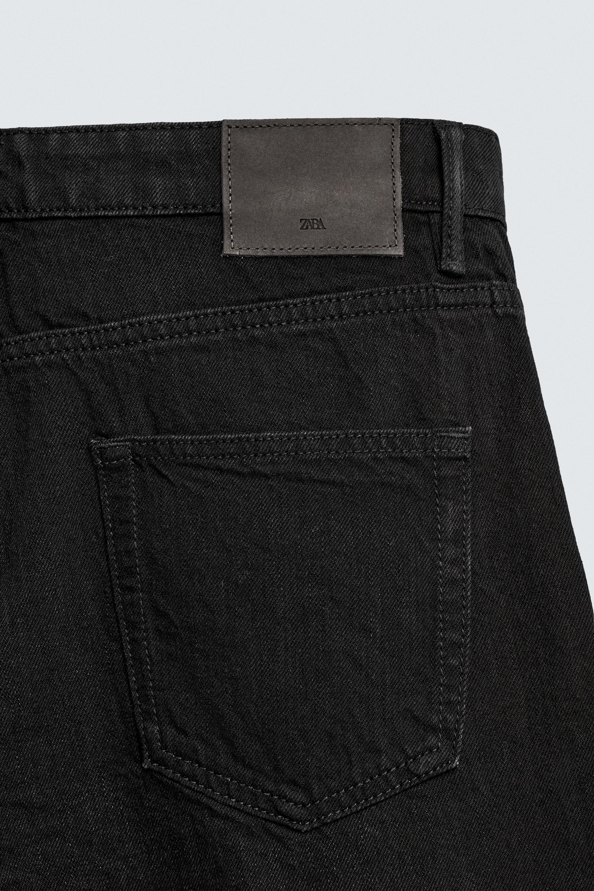 SLIM TAPERED FIT JEANS